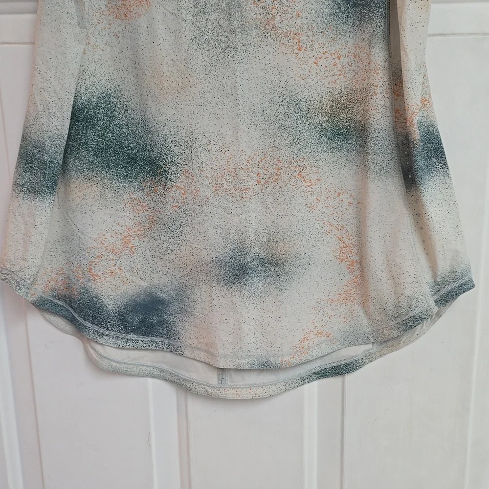 Lululemon Sculpt Tank TopSpray Camo Silver Blue Multi